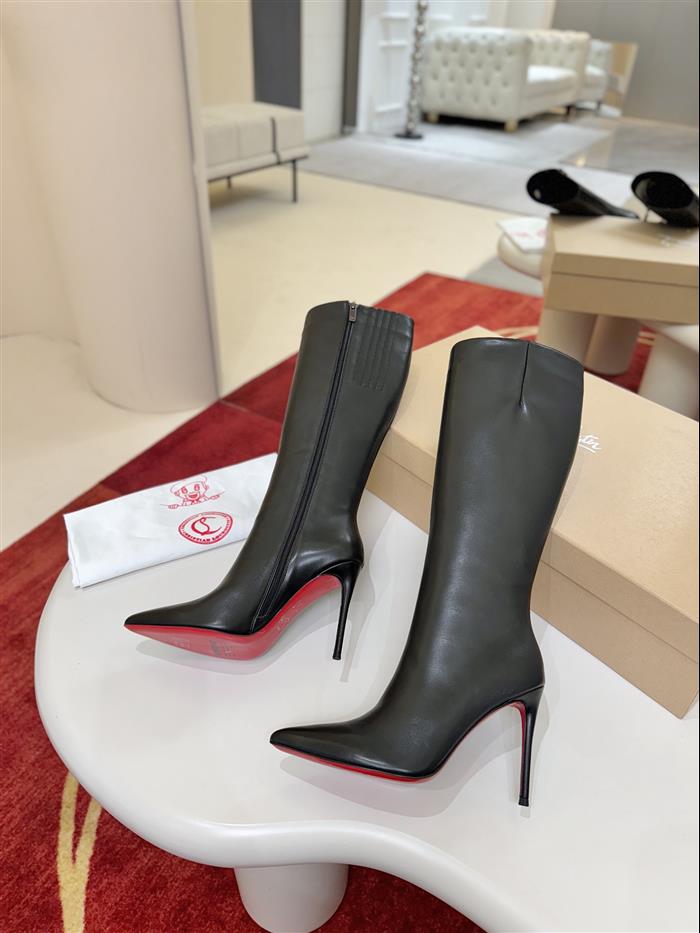 2025112817525495 610